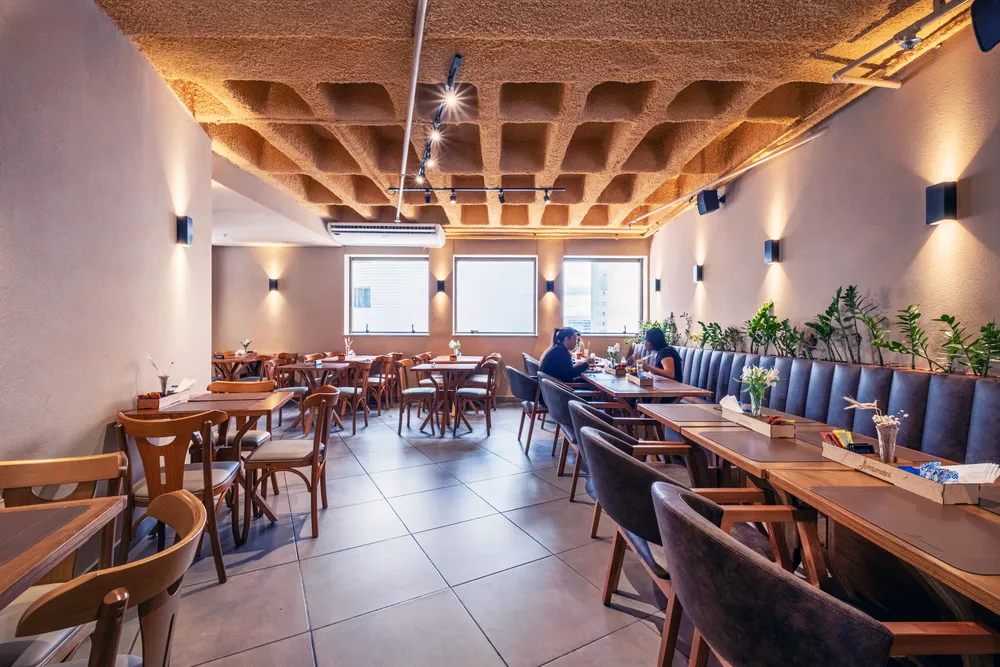 Obra comercial do restaurante Ambrozini, APTAR