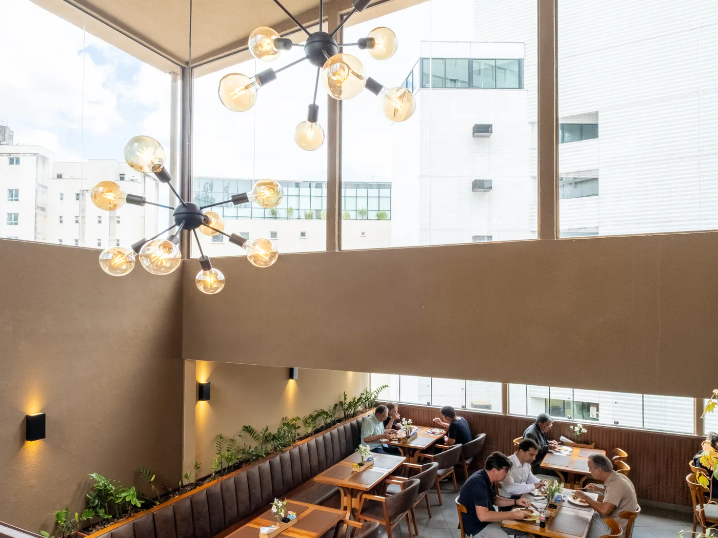 Salão de restaurante executado pela APTAR